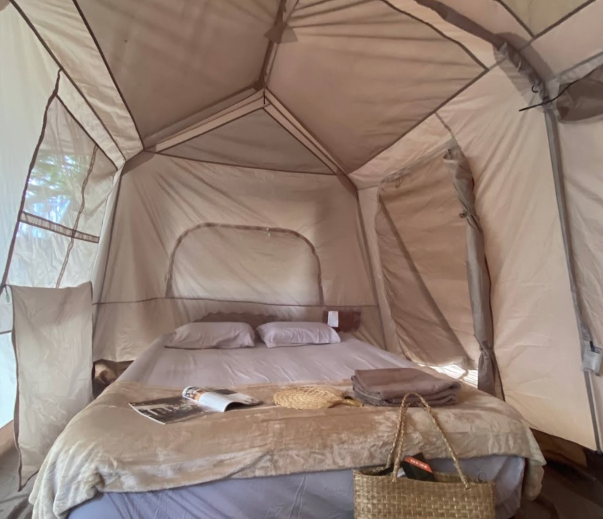 Há»“ bÆ¡i ngoÃ i trá»i táº¡i Suá»‘i Camp